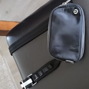 Everywhere crossbody